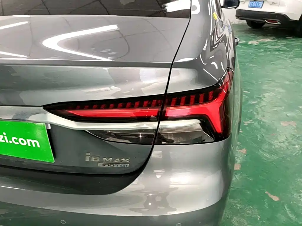Roewe i6 MAX 2022 2020 Model 300TGI Automatic Cool & Smart Edition