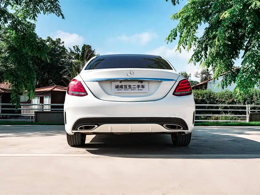 Mercedes-Benz C-Class 2016 C 200 L Sport фото 7