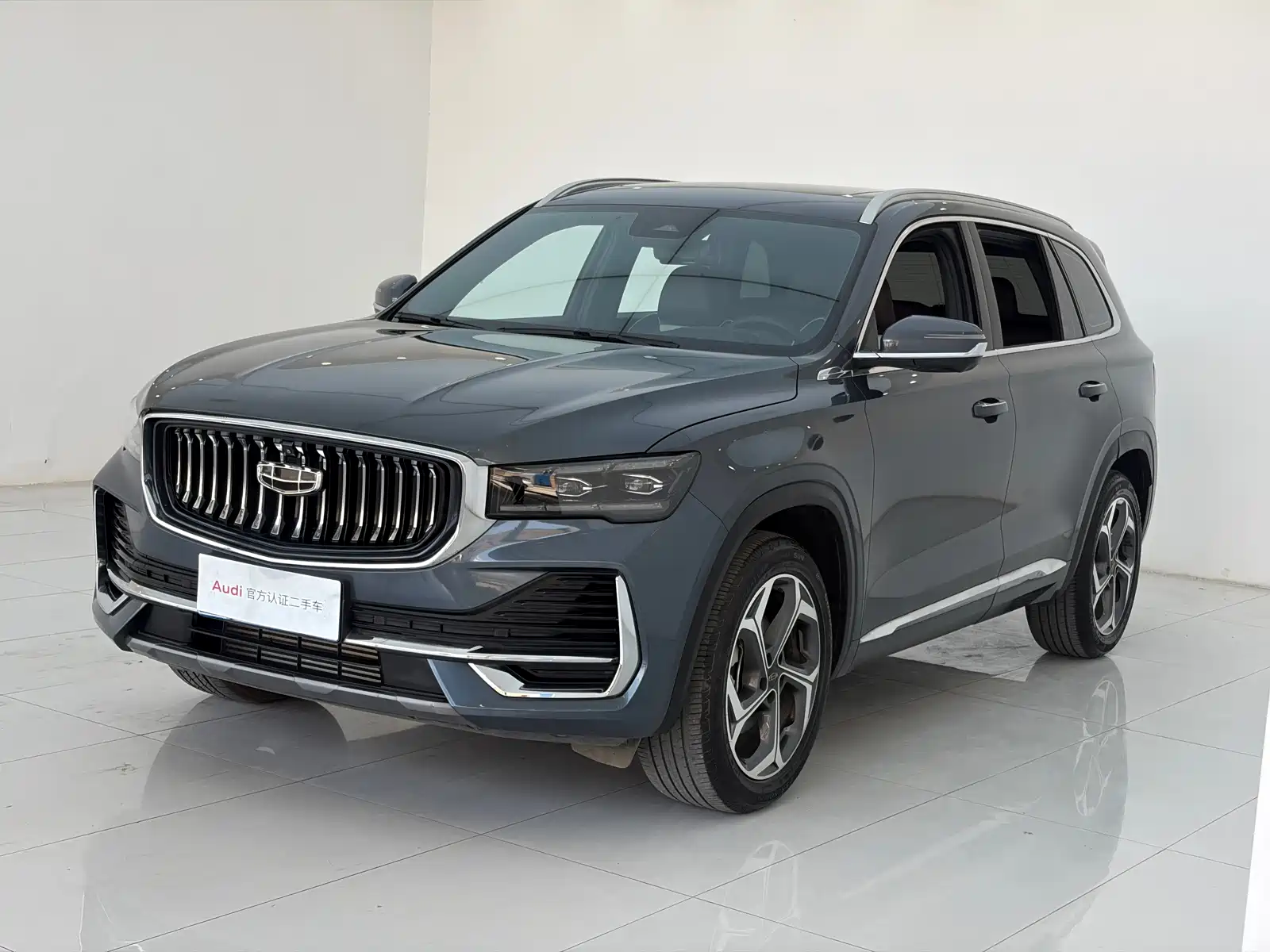 Фото 2 - Geely Monjaro
