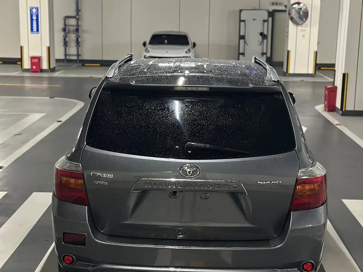 Toyota Highlander 2010 2009 2.7L 2WD 7-seater Luxury Edition