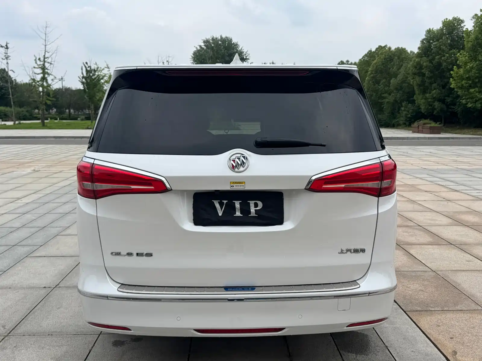 Фото 13 - Buick GL8