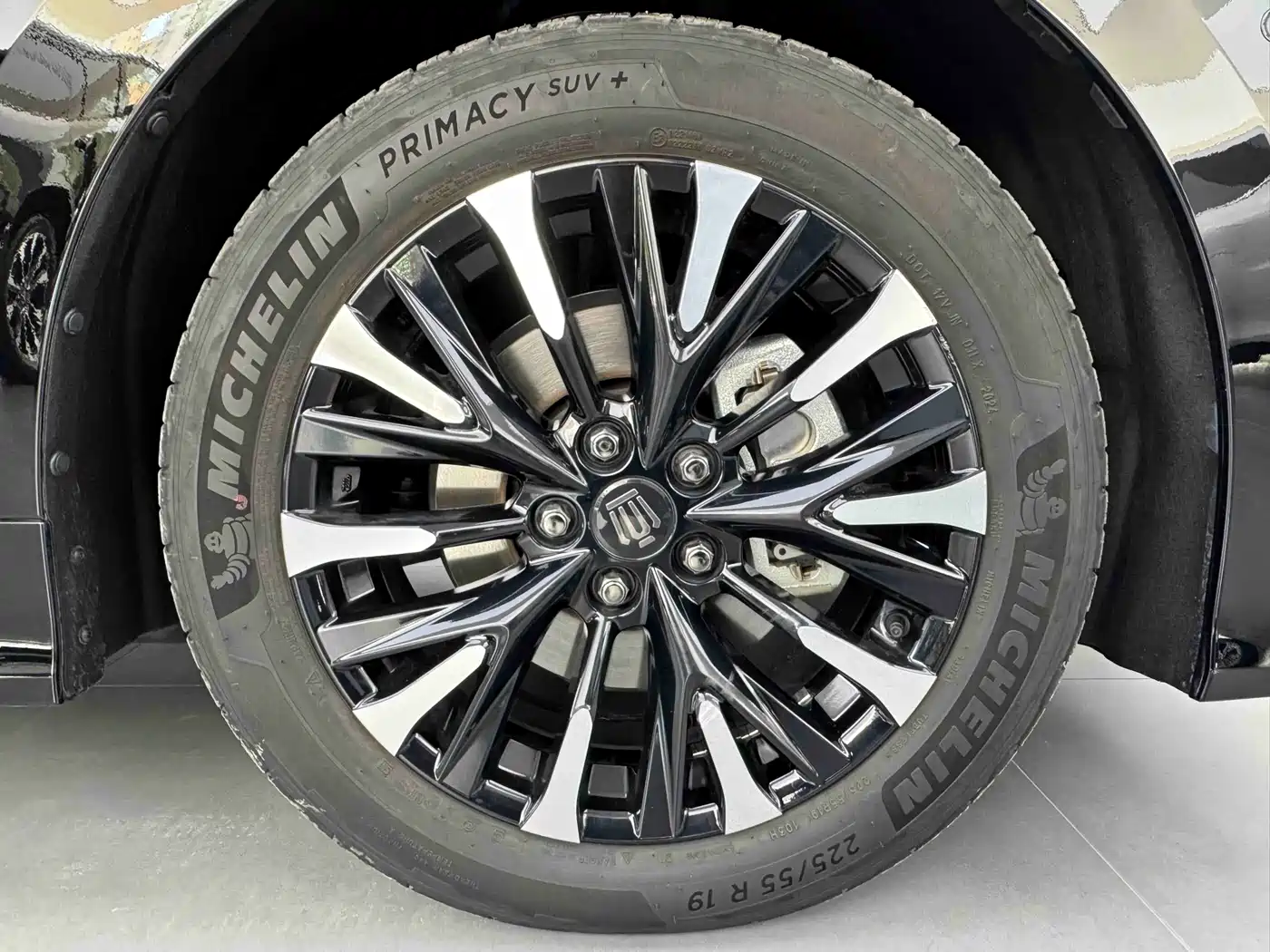 Toyota Vellfire 2024 Crown Hybrid 2.5L Executive Premium Edition фото 23