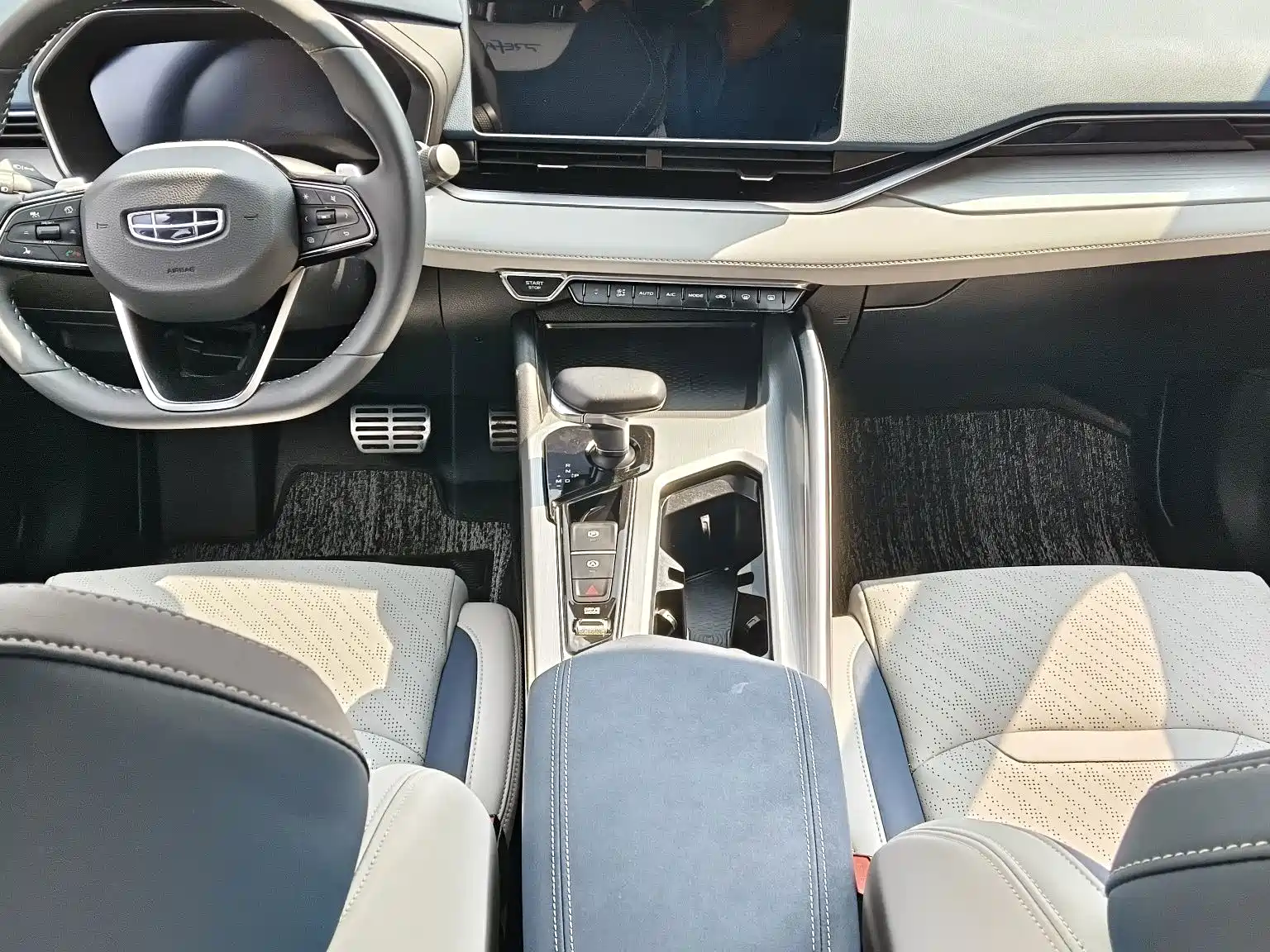 Фото 5 - Geely Preface