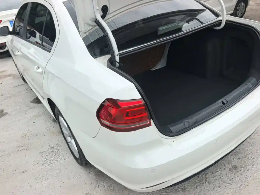 Volkswagen Lavida, миниатюра 5
