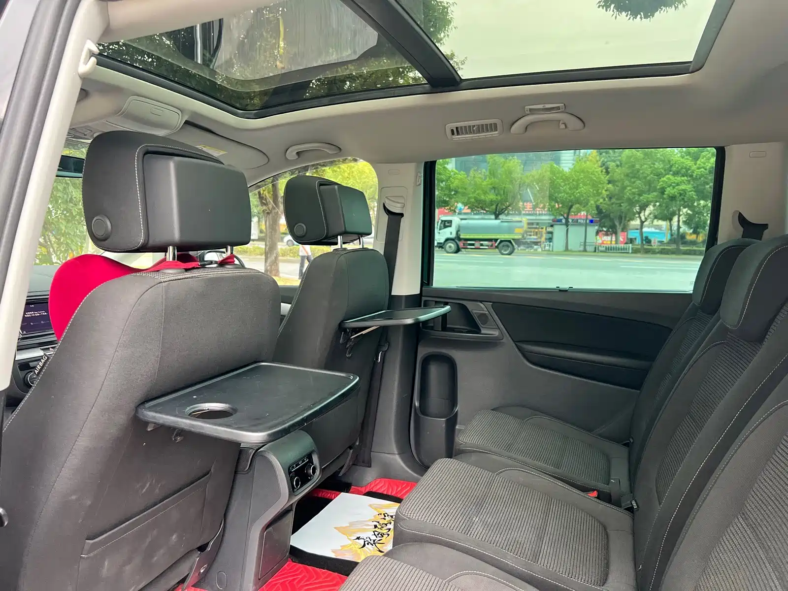 Фото 6 - Volkswagen Sharan