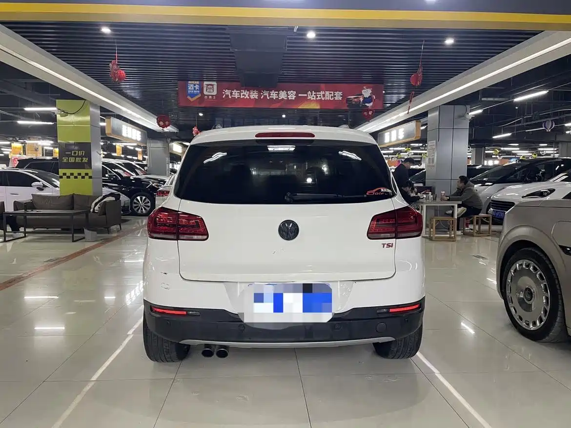 Volkswagen Tiguan 2013 2.0TSI Auto 4WD Luxury Edition фото 2