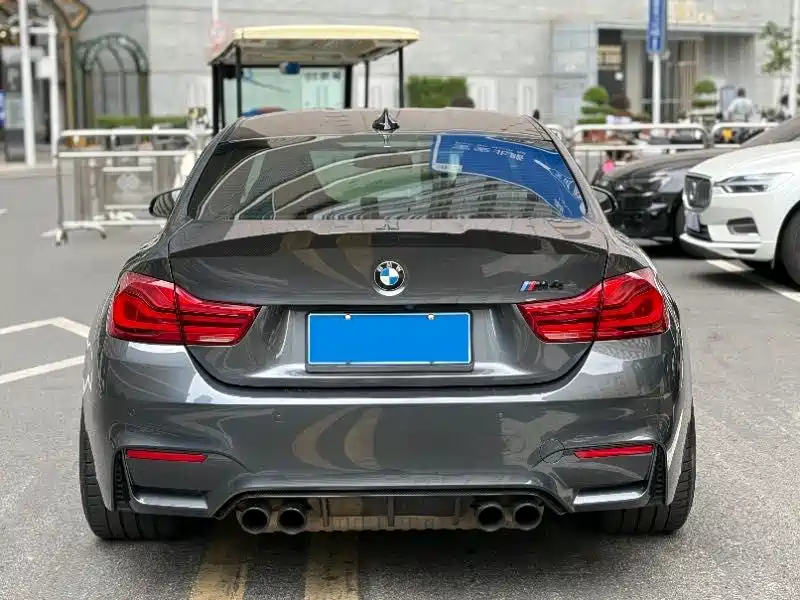 BMW M4 2018 M4 Coupe Fans Limited Edition фото 10