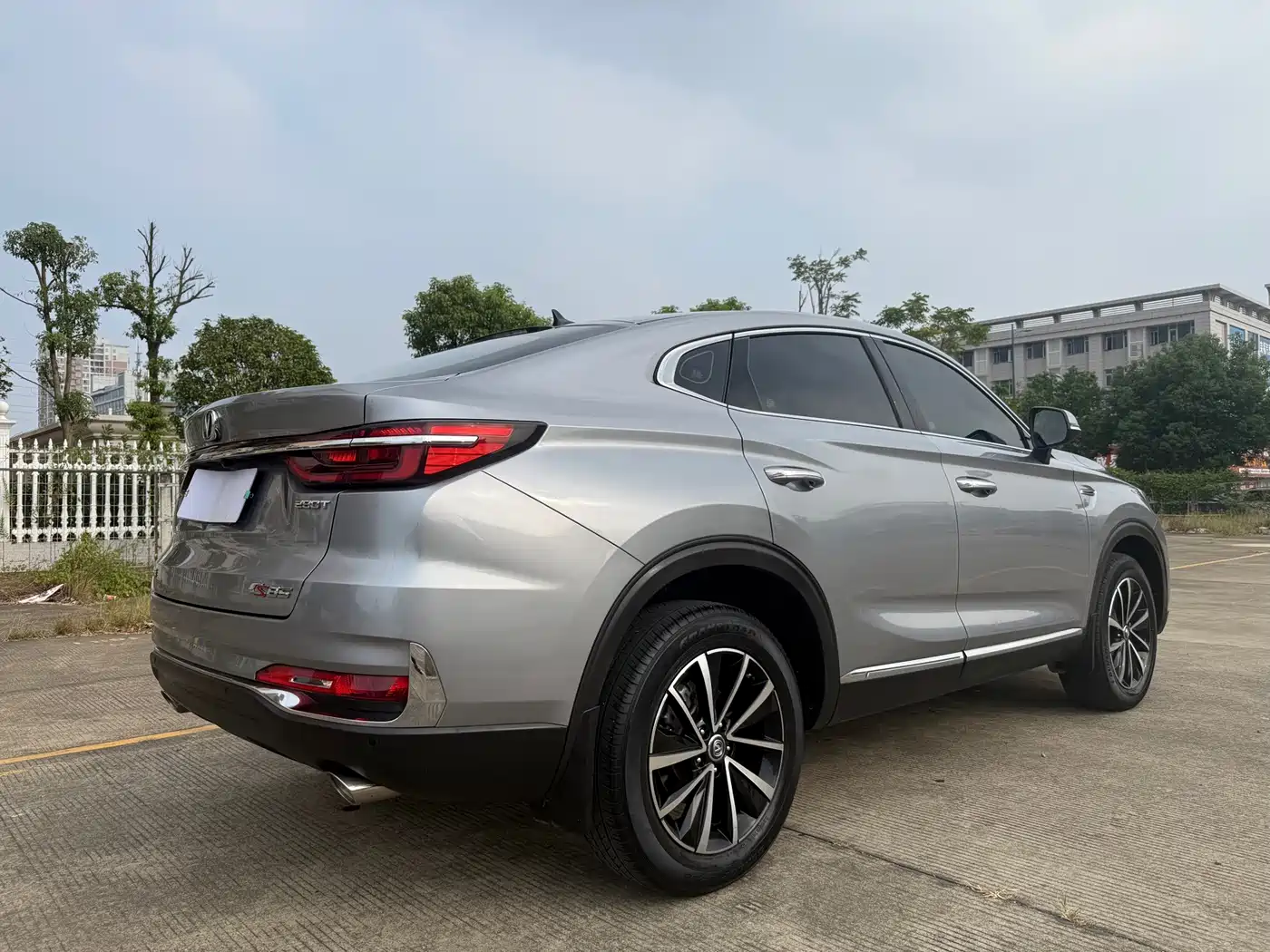 Changan CS85 2020 2019 1.5T DCT Dynamic Edition China VI