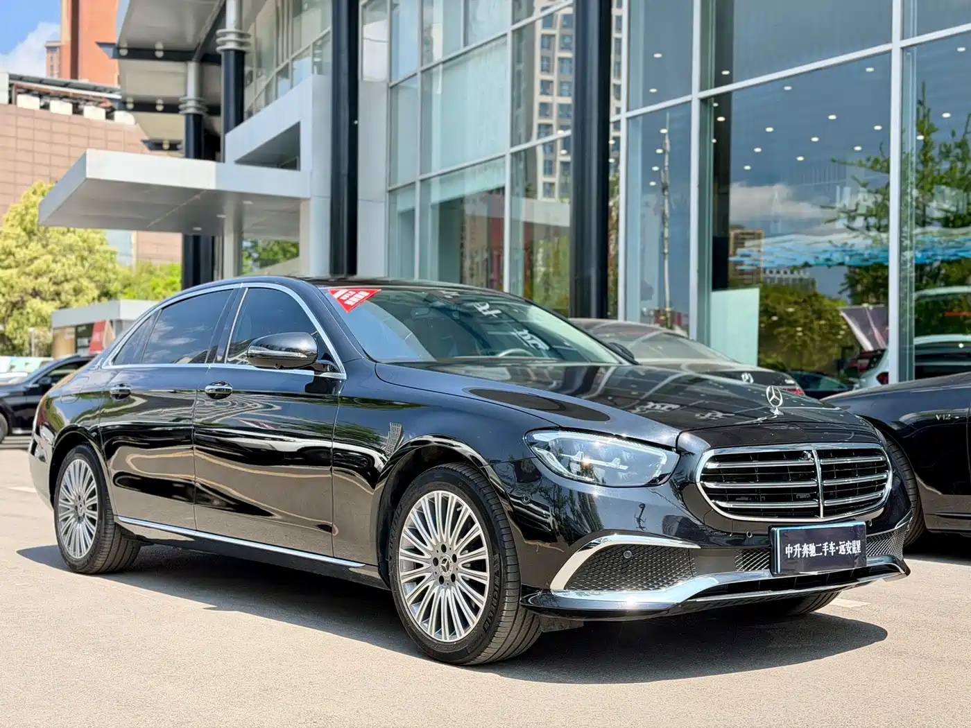  E CLASS