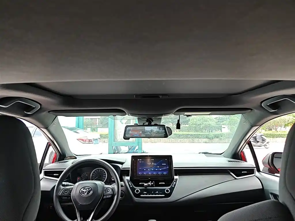 Toyota Levin 2019 185T CVT Luxury Edition China VI фото 18