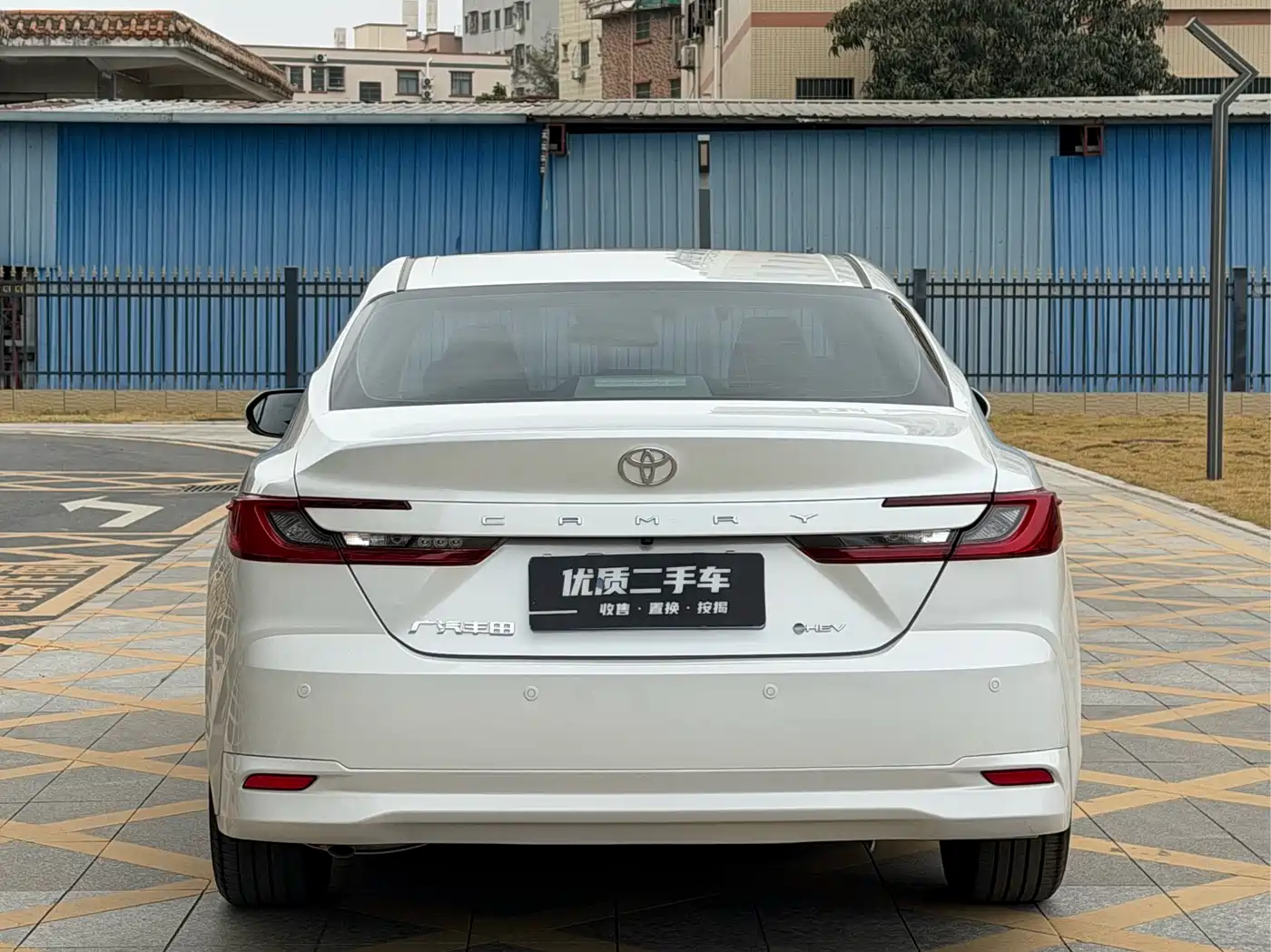 Toyota Camry 2024 Hybrid 2.0HGVP Luxury Edition фото 8