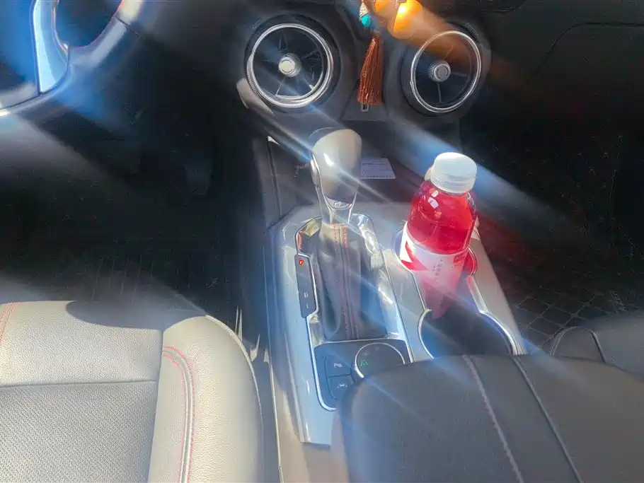 Chevrolet Trailblazer 2022 Mild Hybrid 650T Redline 7-Seater Thunder Edition фото 16