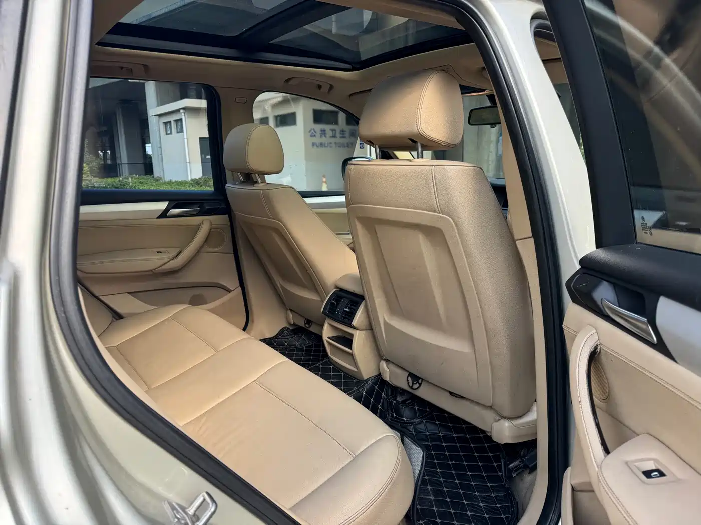 BMW X3 (Import) 2011 xDrive28i Leadership фото 8