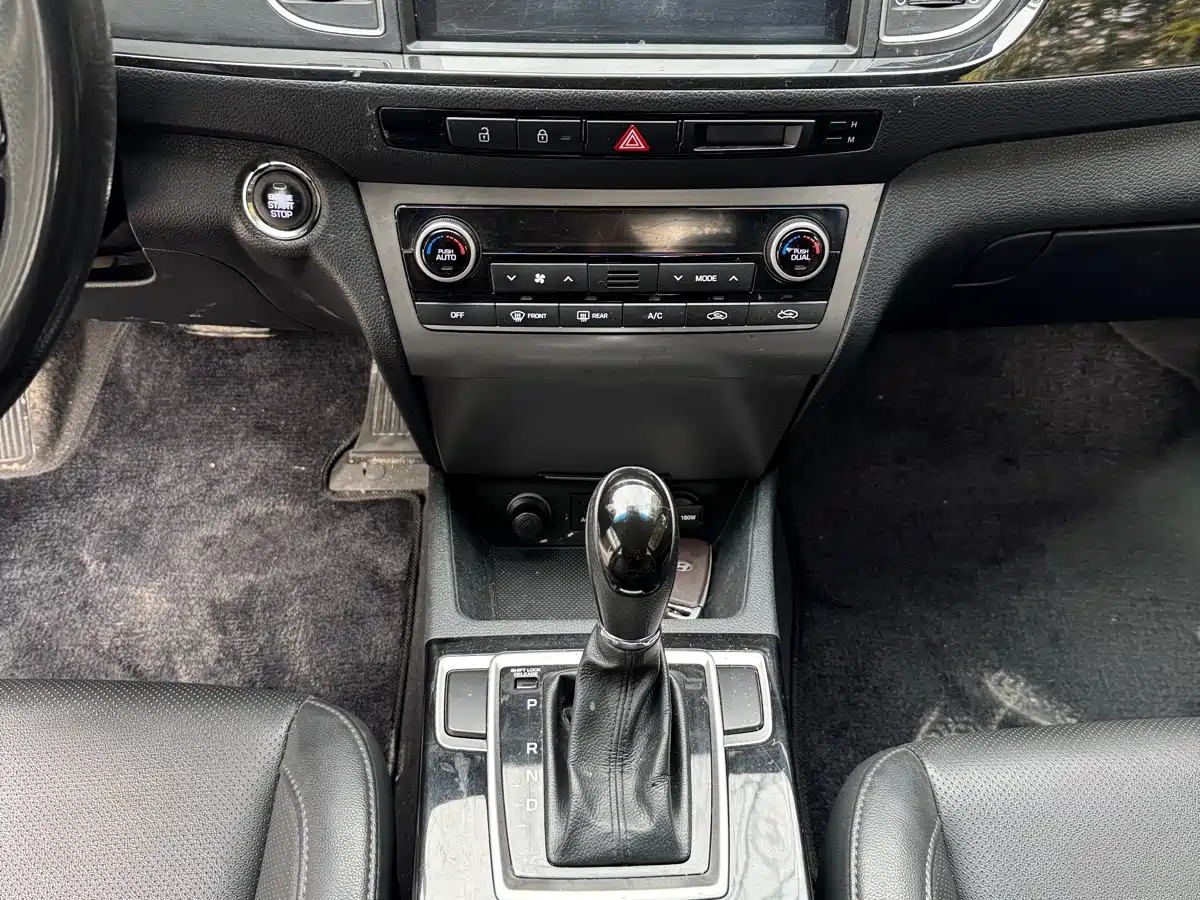 Hyundai Mistra 2014 1.8L Auto Smart GLS фото 12