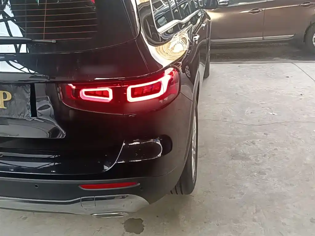 Mercedes-Benz GLB 2022 Model GLB 200 Dynamic Edition фото 8
