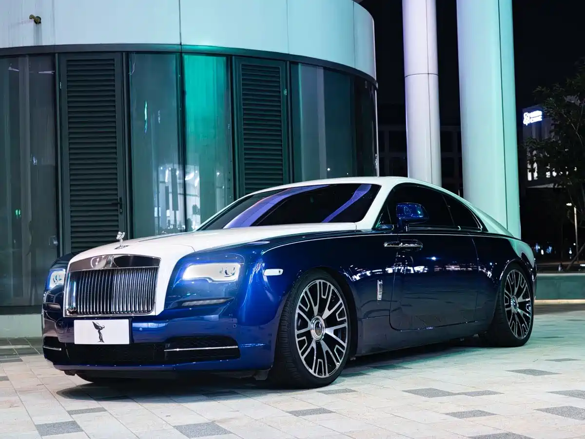 Фото 1 - Rolls-Royce Wraith