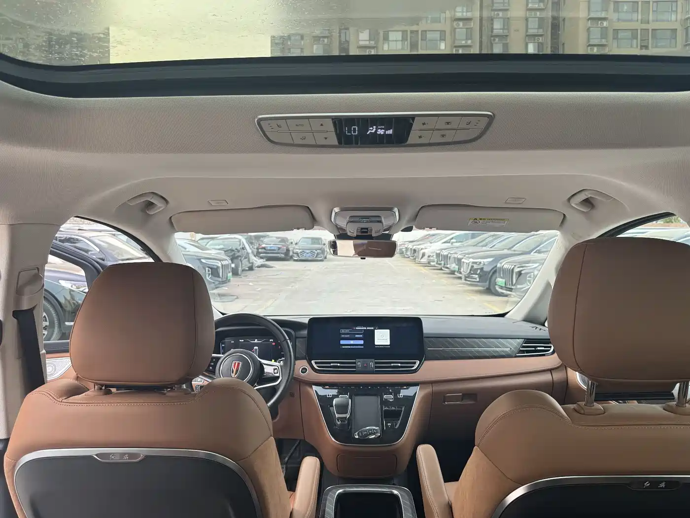 Hongqi HQ9 PHEV 2024 2024 Model 2.0T AWD Business Edition
