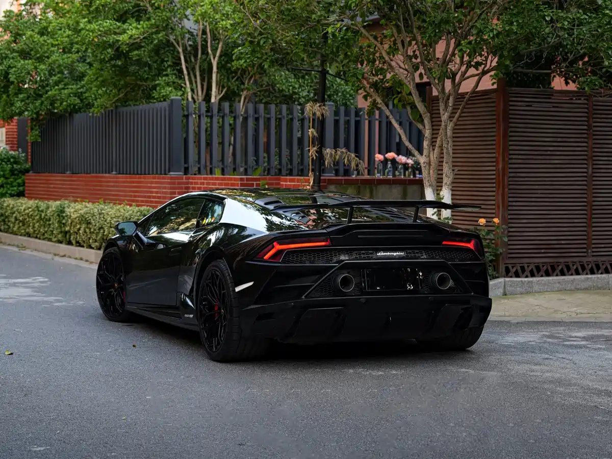 Lamborghini Huracán 2020 Huracán EVO RWD фото 5