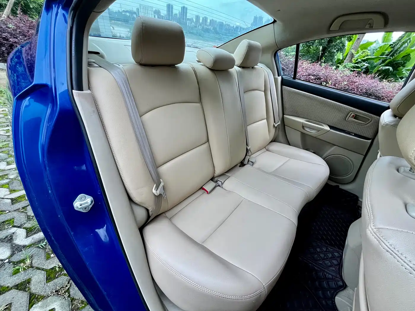 Mazda 3 2010 2010 1.6L Manual Classic Fashion