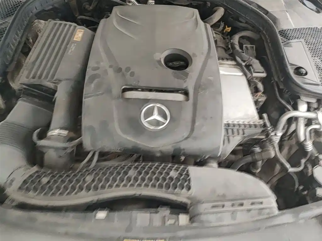 Mercedes-Benz C-Class 2017 Facelift C 200 L 4MATIC Sport Edition фото 20
