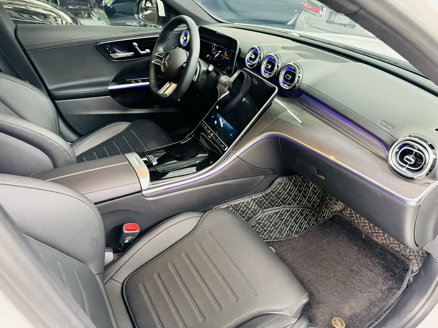 Mercedes-Benz C-Class 2024 C 260 L Sport фото 6