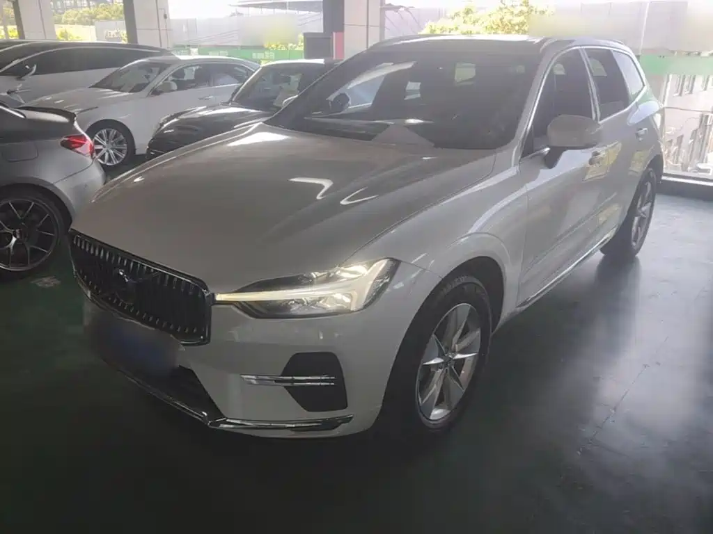 Volvo XC60 2022 — пригон из Китая