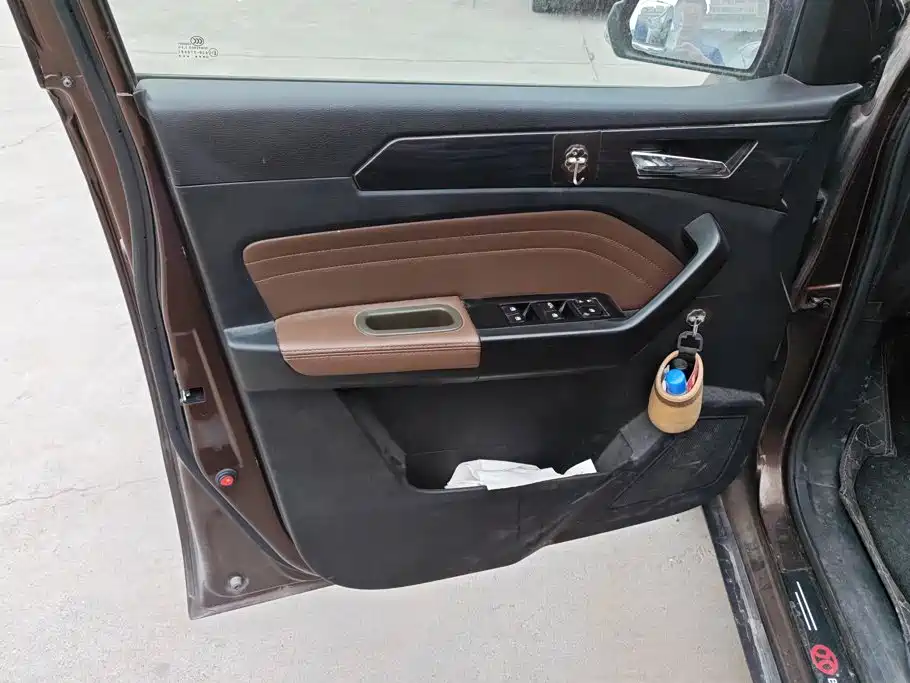 BAIC Weiwang M50F 2016 2017 1.5L Luxury Model