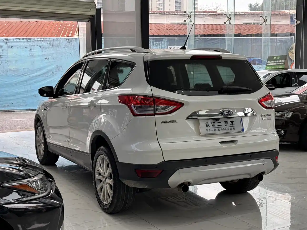 Фото 8 - Ford Kuga