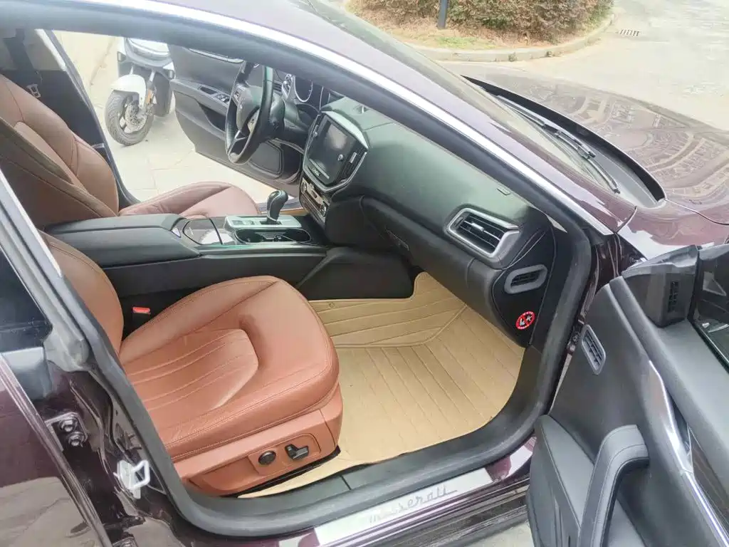 Maserati Ghibli 2015 2014 3.0T Standard