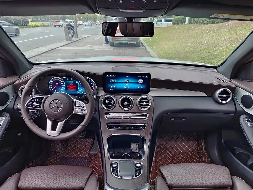 Mercedes-Benz GLC 2022 Facelift III GLC 260 L 4MATIC Dynamic фото 10