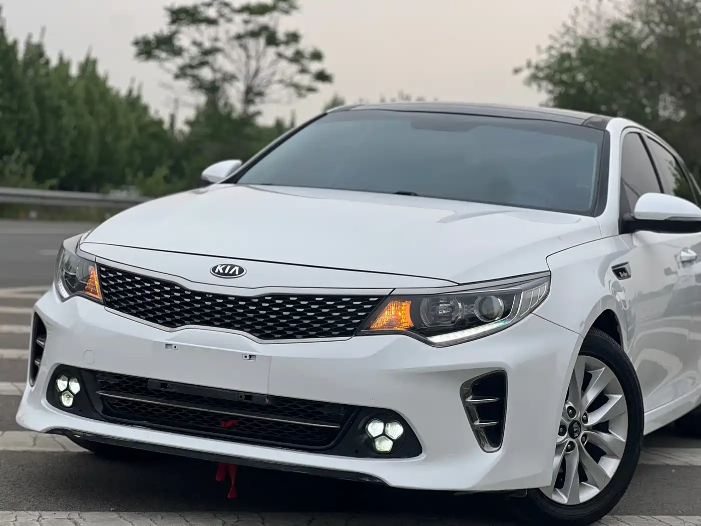 Kia K5 2016 1.6T Automatic LUX фото 15