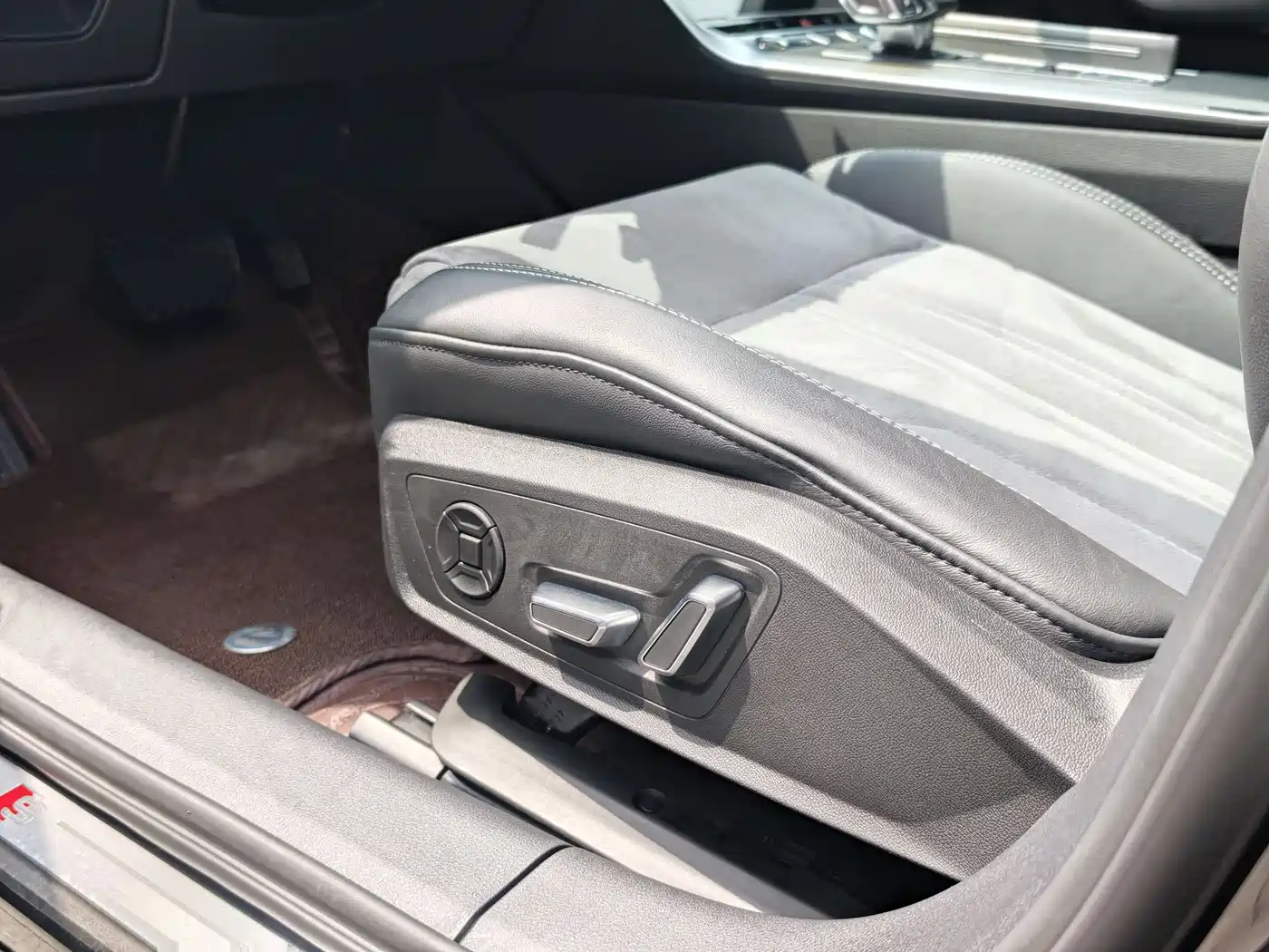 Audi A6L 2023 Facelift 45 TFSI Premium Dynamic фото 21
