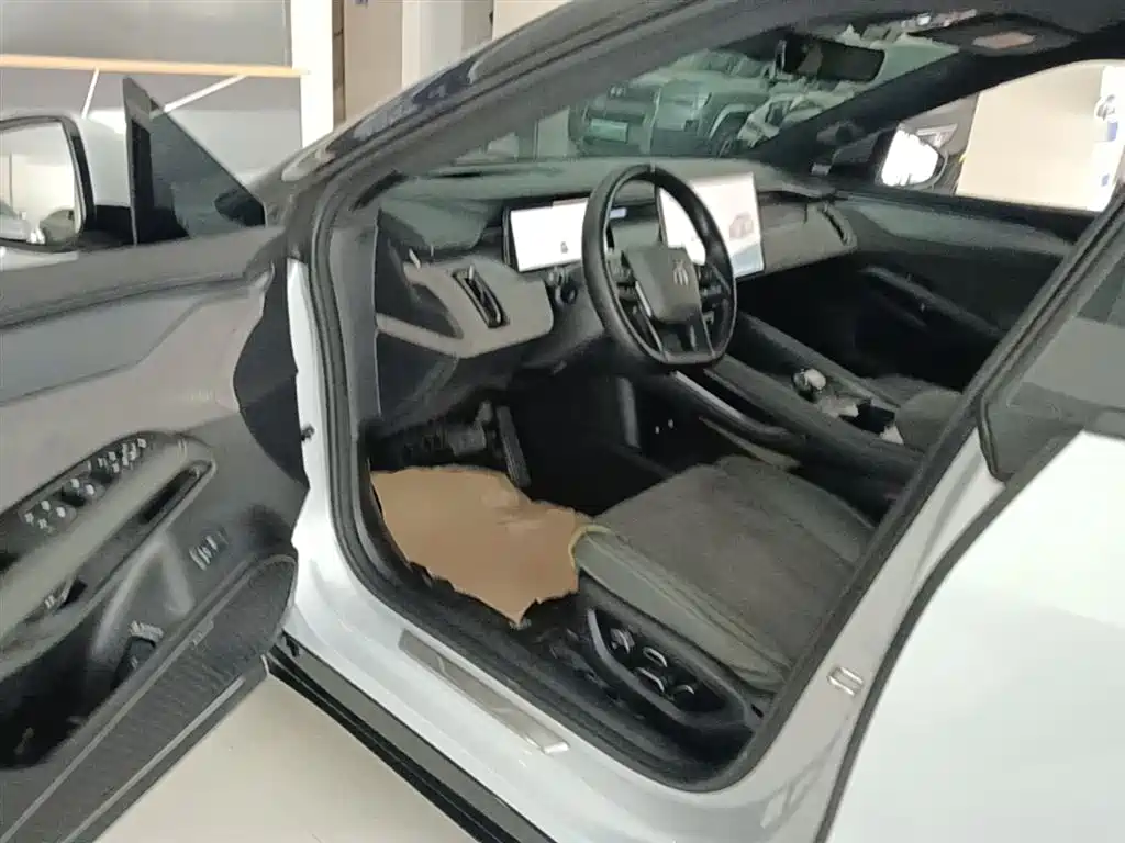 BYD Song L EV 2024 Model 602km AWD Excellence фото 16