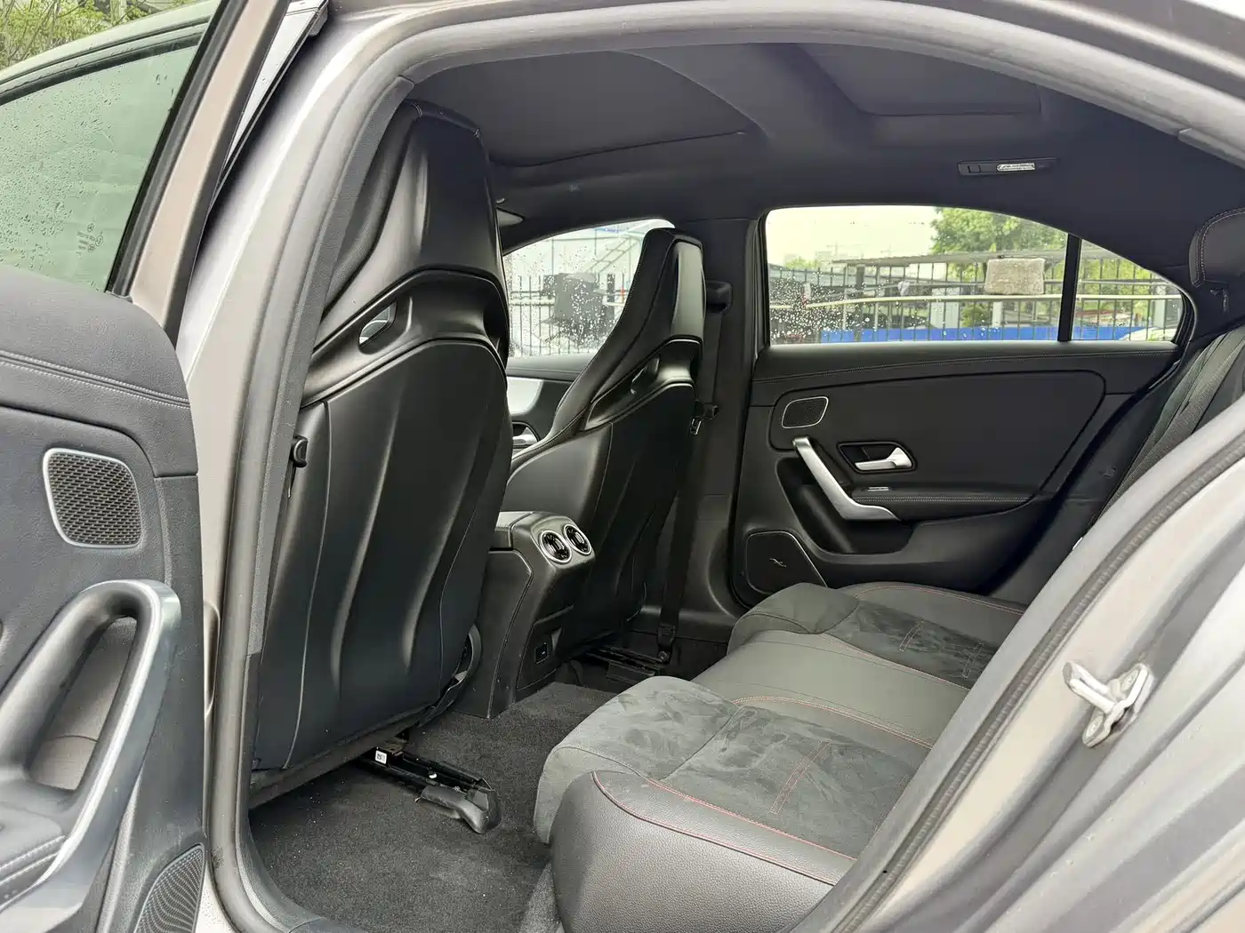 Mercedes-Benz A-Class AMG 2022 AMG A 35 L 4MATIC фото 15