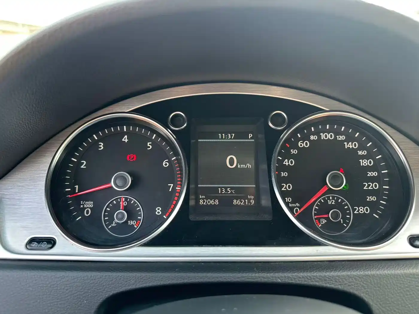 Volkswagen FAW-Volkswagen CC 2013 1.8TSI Luxury фото 16