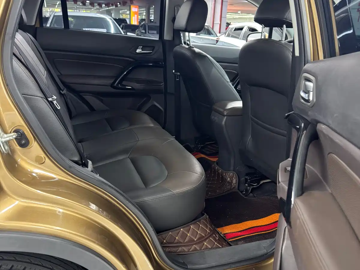 GAC Trumpchi GS4 2015 2015 200T Manual Elite Edition
