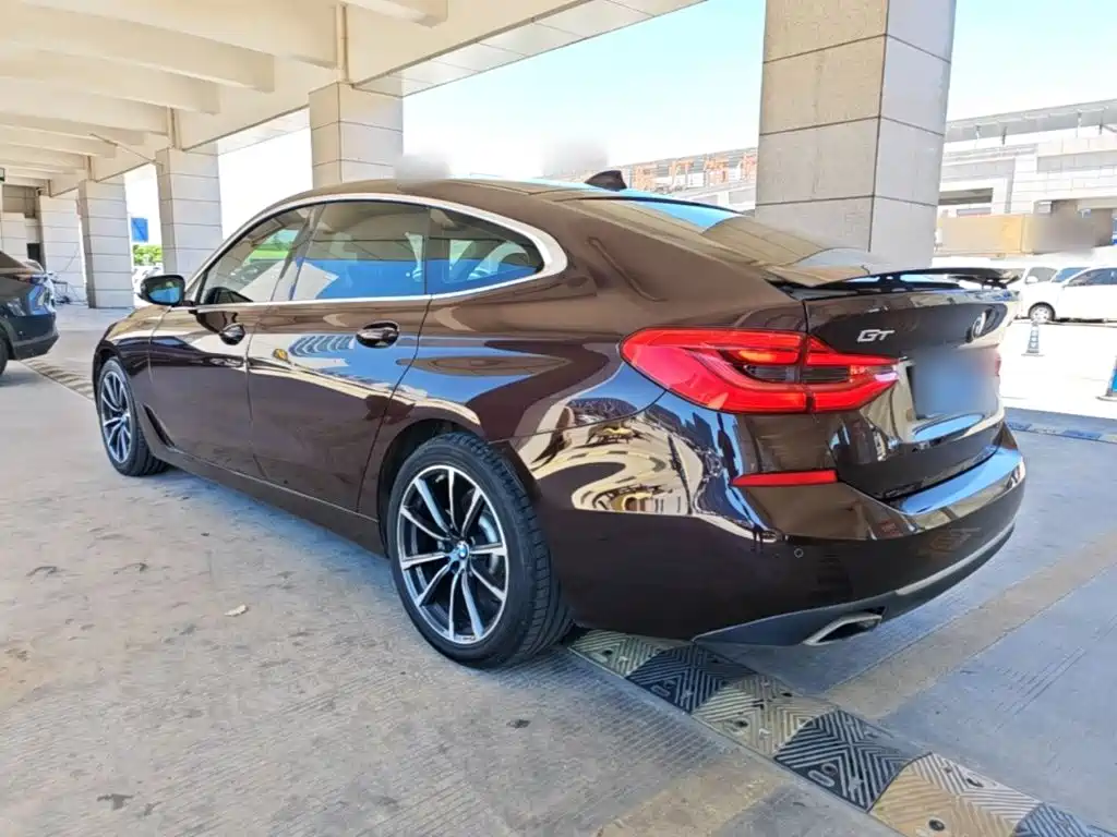Фото 5 - BMW 6 Series GT