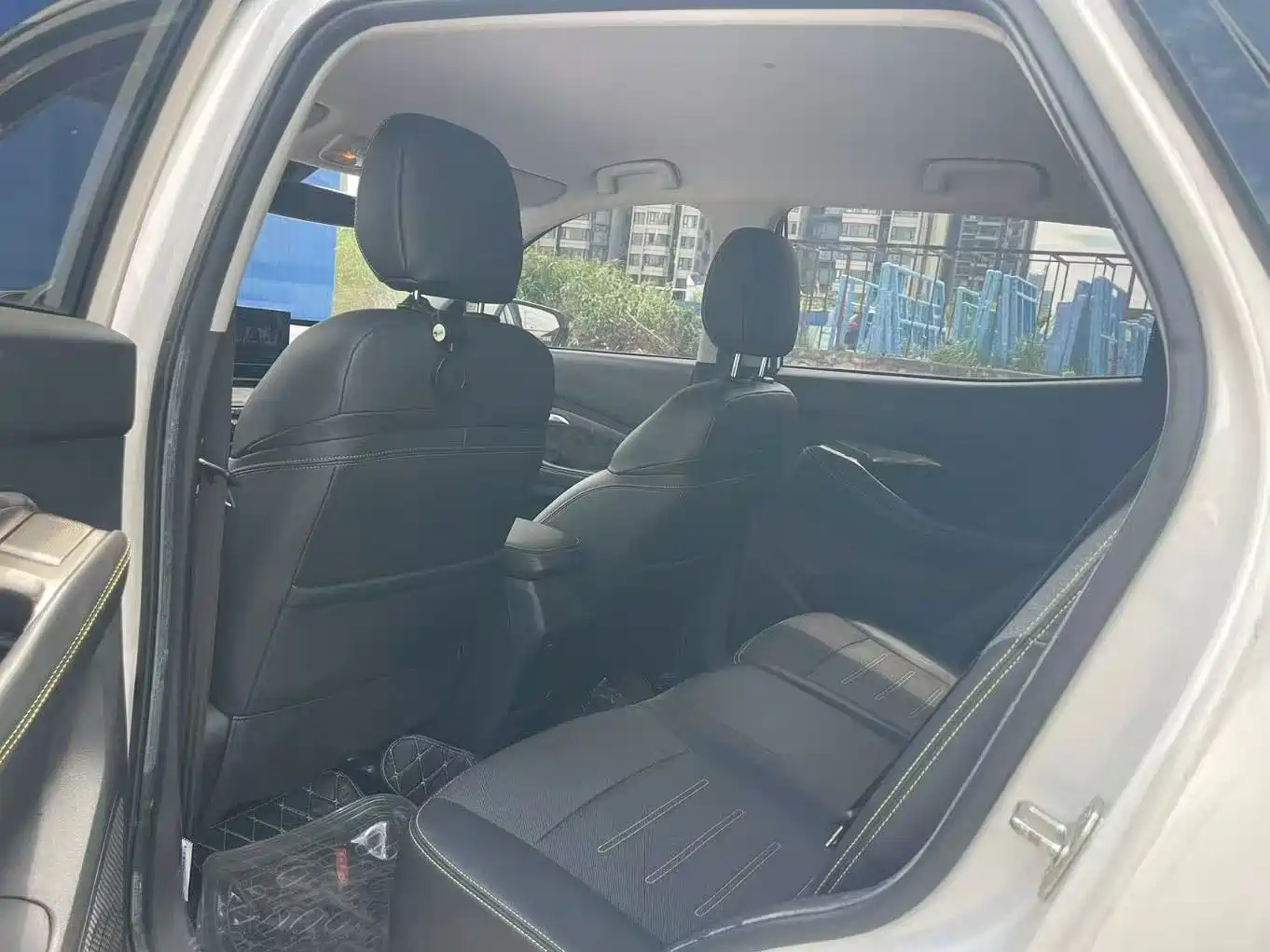 Photo 9 - Baojun RS-3