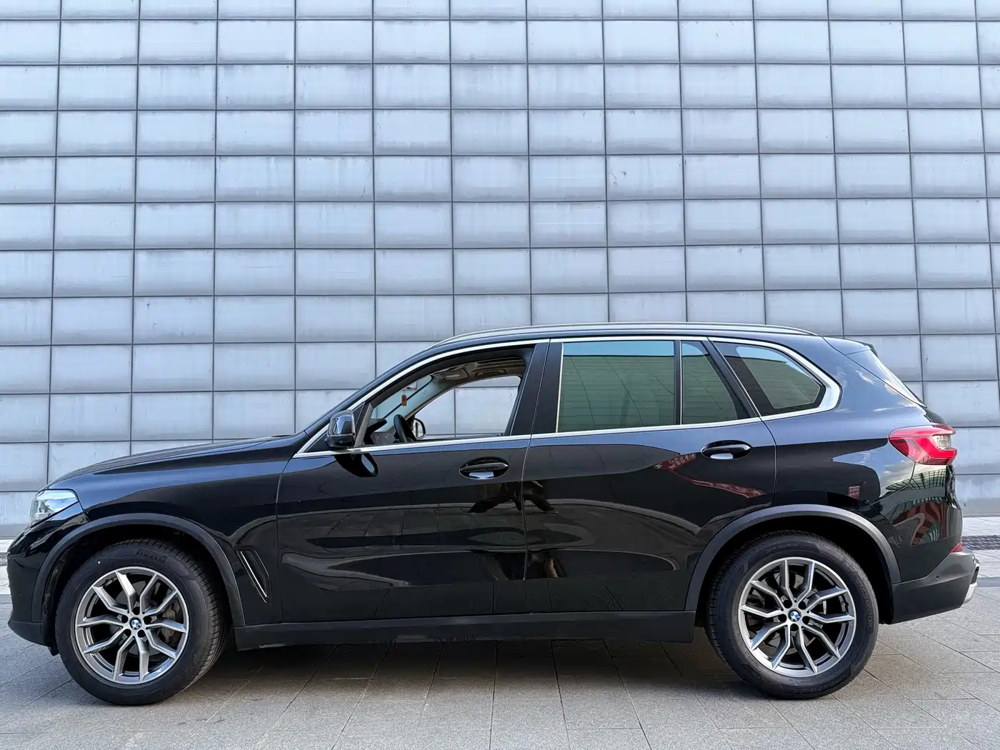 BMW X5 (Import) 2020 xDrive40i M Sport Package фото 4