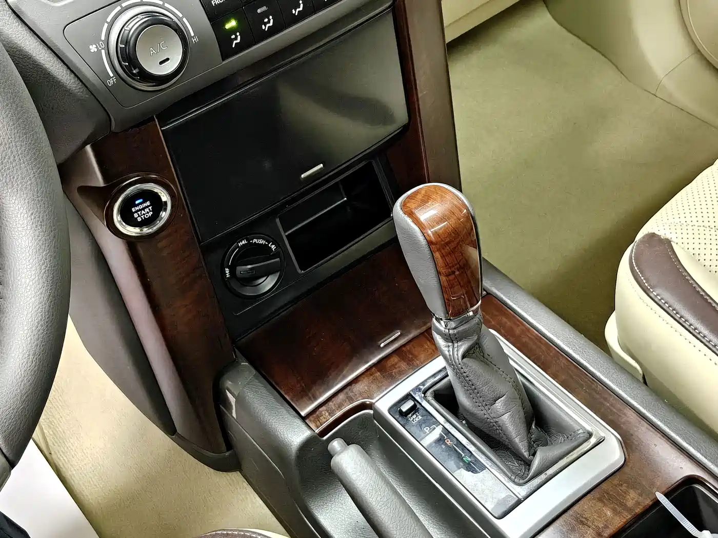 Toyota Prado (Import) 2017 2014 2.7L Automatic Standard Edition