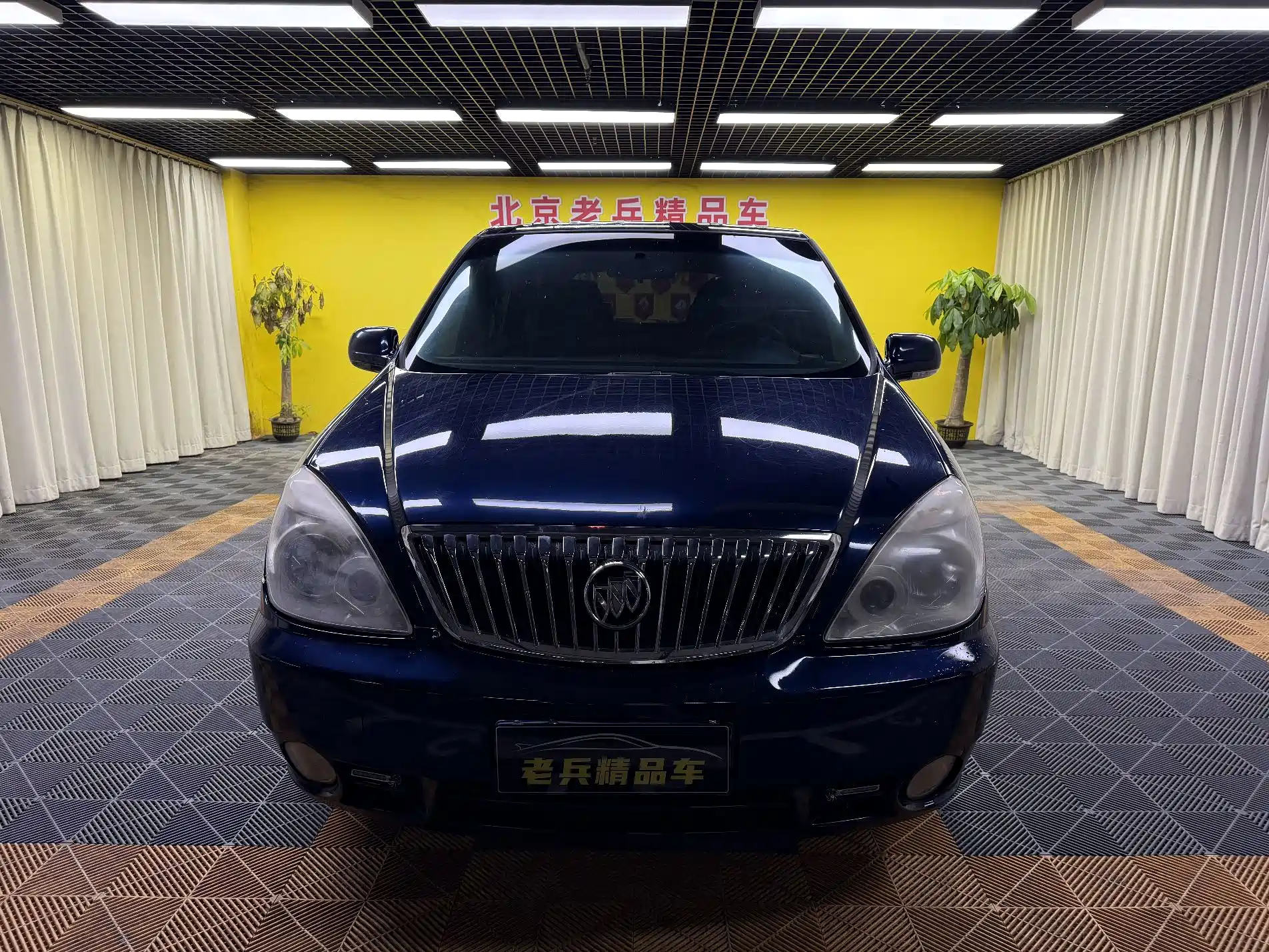 Фото 2 - Buick GL8
