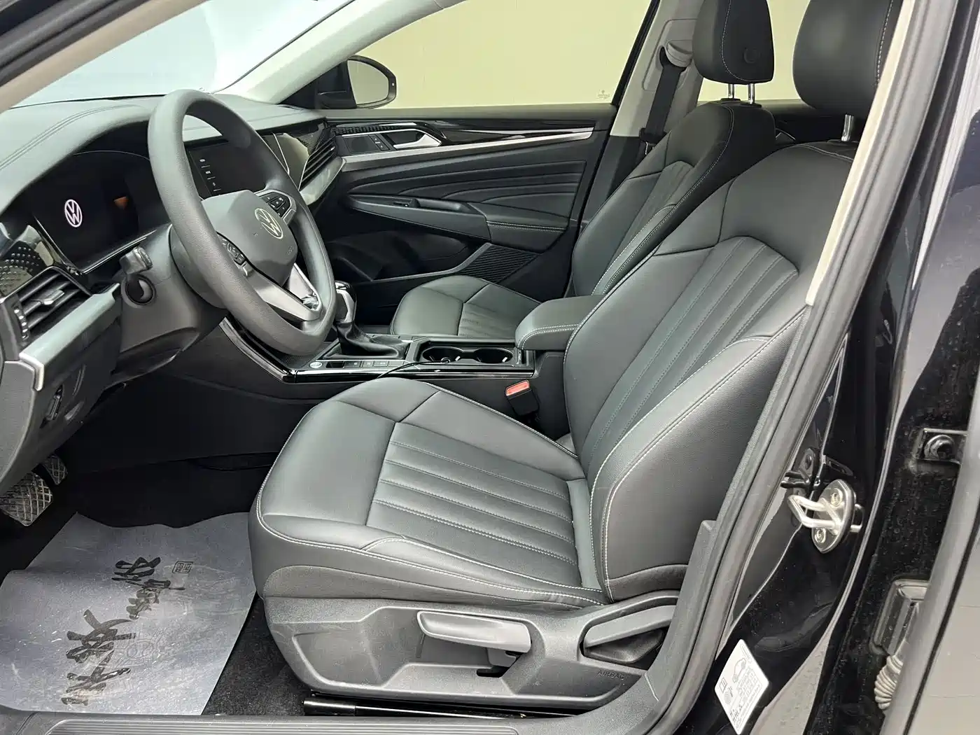 Volkswagen Passat 2022 280TSI Business Edition фото 7
