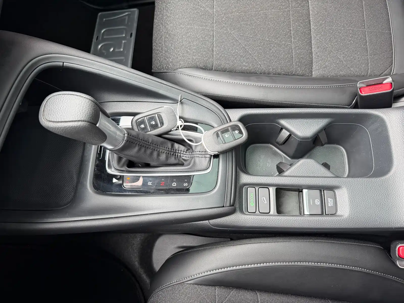 Photo 13 - Honda Vezel