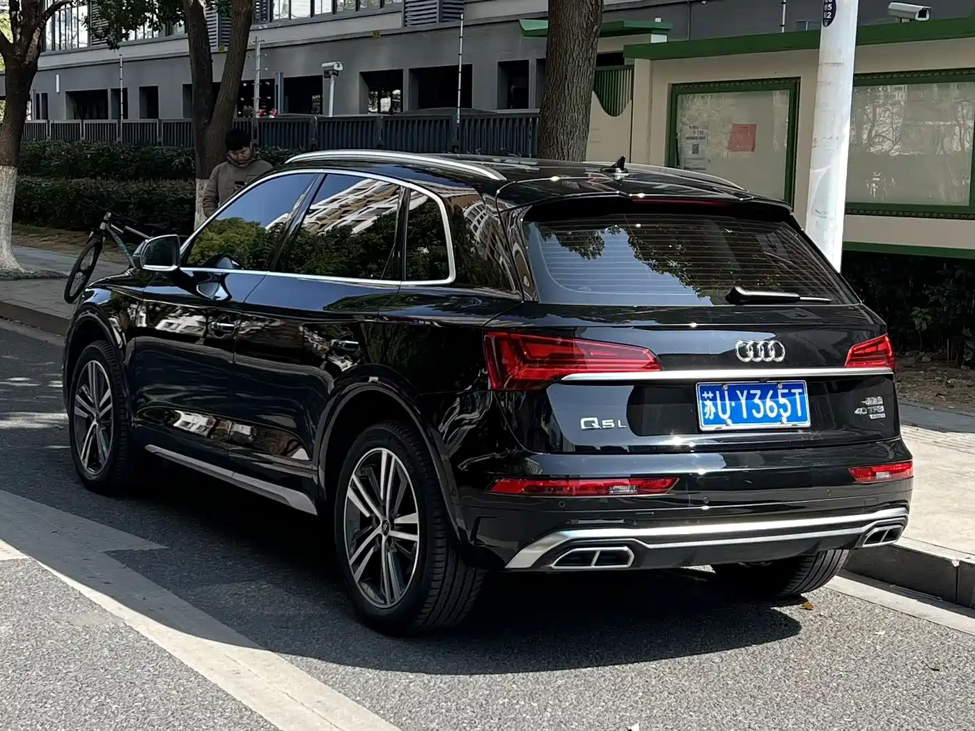 Audi Q5L 2022 40T Luxury Dynamic фото 31