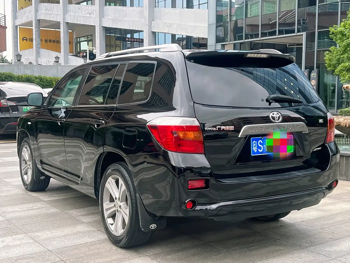 Toyota Highlander 2009 2.7L 2WD 7-seater Luxury Edition фото 6