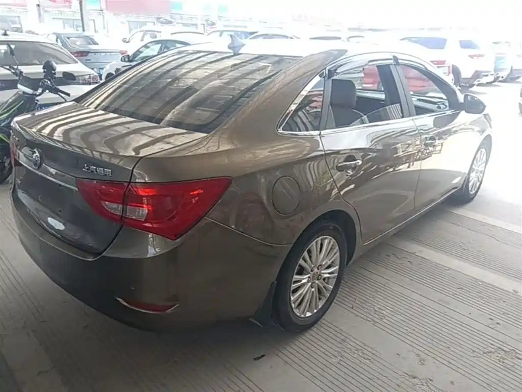 Buick Excelle 2017 15N Manual Elite фото 7