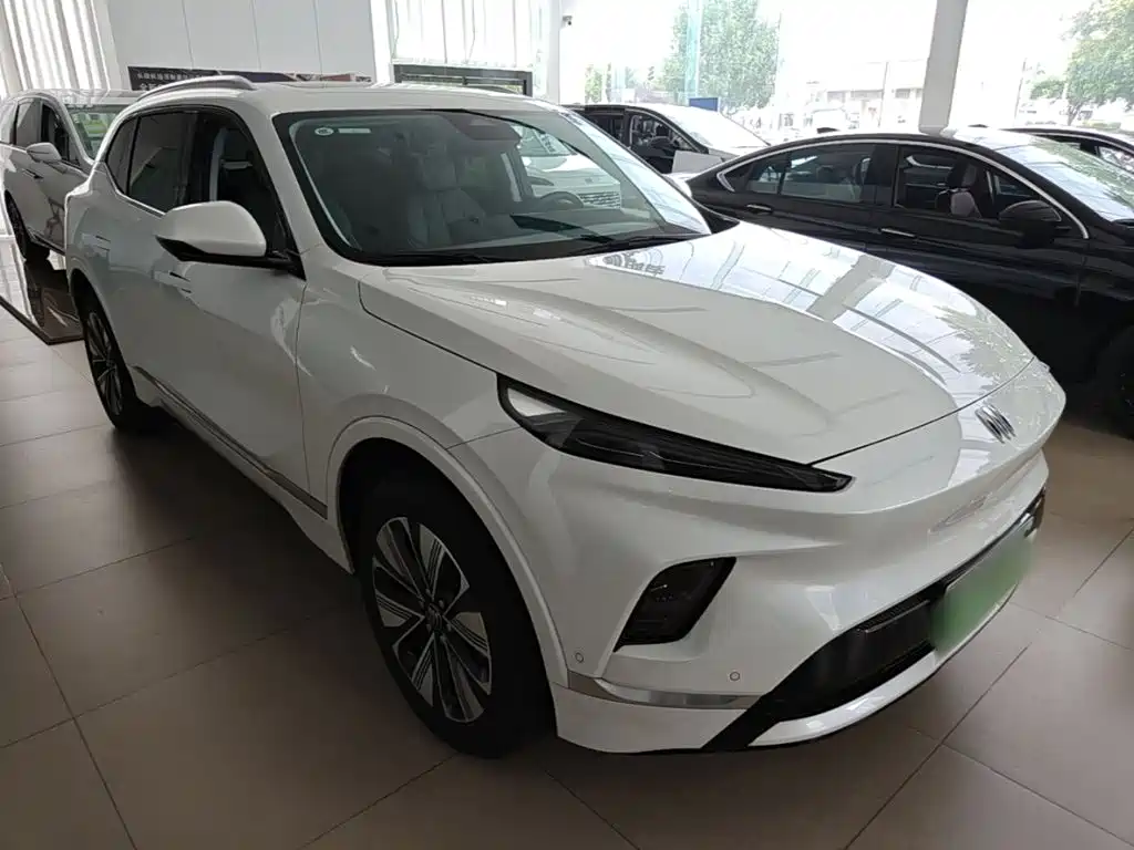 2025 Buick E5