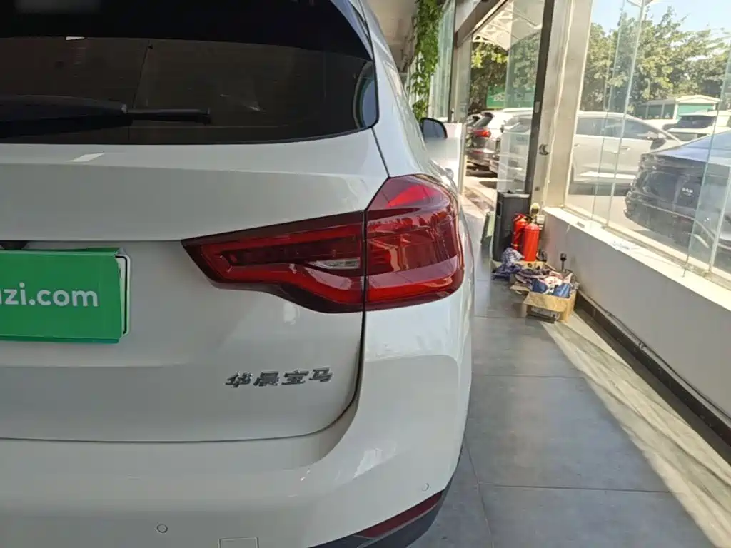 BMW iX3 2021 2021 Facelift Leading