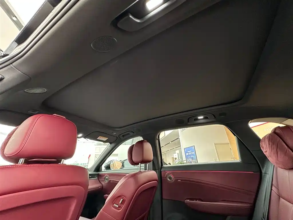 Hongqi HS6 PHEV 2026 2026 Model 220 Intelligent Hybrid Edition