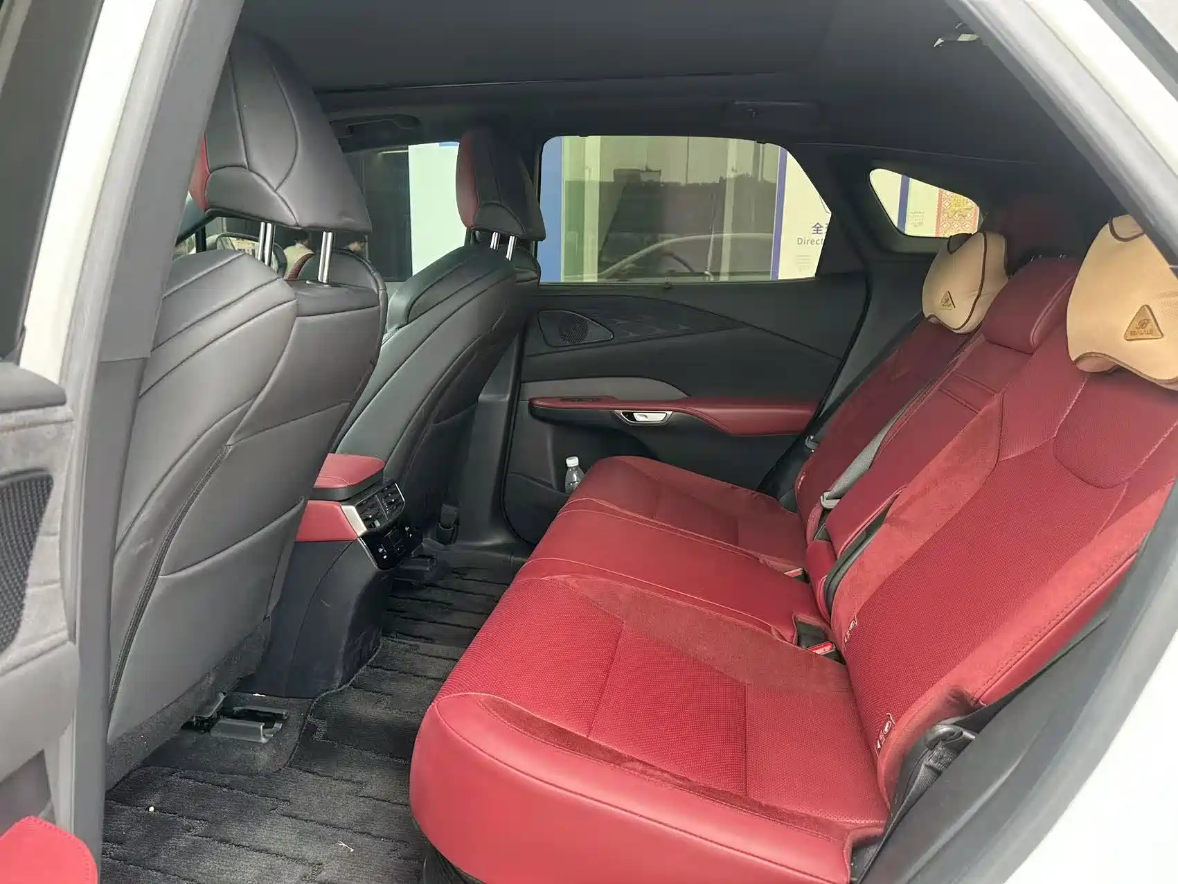 Фото 7 - Lexus RX